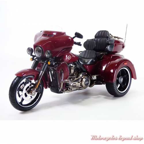 Miniature CVO Tri Glide 2021 rouge Harley-Davidson echelle 1/12, 32337