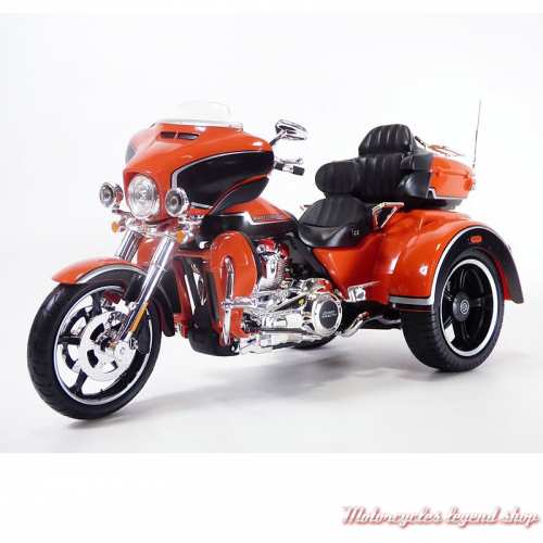 Miniature CVO Tri Glide 2021 orange Harley-Davidson echelle 1/12, 32337