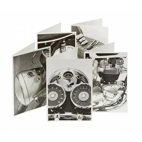 Cartes postales Monochrome Triumph